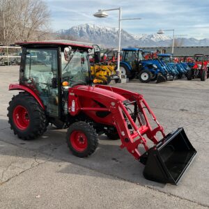 TYM T3035CH - Tractor and Loader